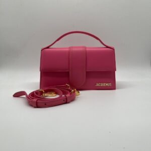 Borsa Jacquemus, modello “Le Grand Bambino”