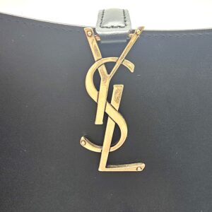 Borsa Saint Laurent, modello “Hobo Le 5 à 7”