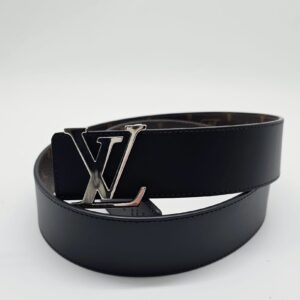 Cintura LV modello “Initiales Reversibile”