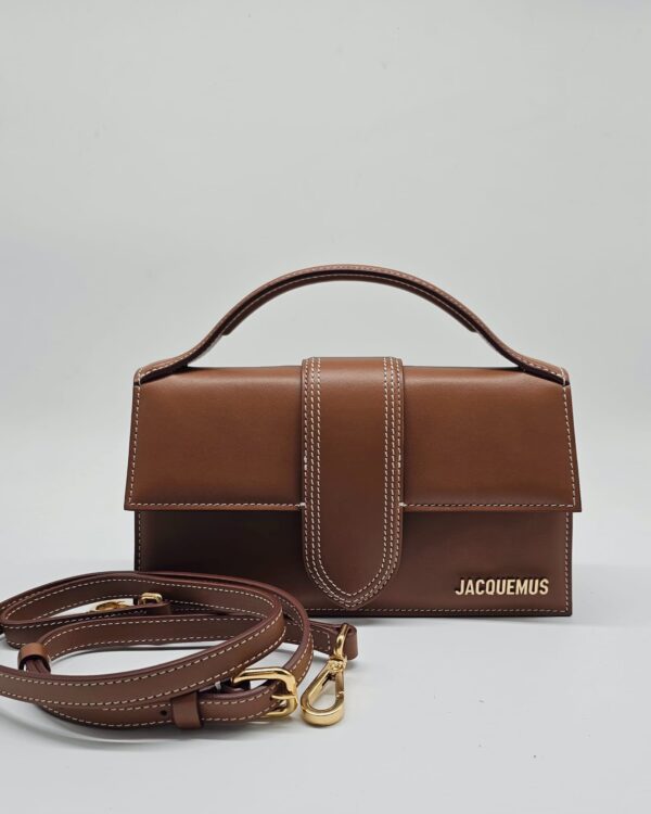 Borsa Jacquemus, modello "Le Grand Bambino"