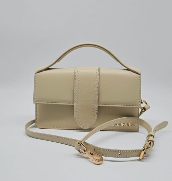 Borsa Jacquemus, modello "Le Grand Bambino" - immagine 6