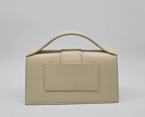 Borsa Jacquemus, modello "Le Grand Bambino" - immagine 4