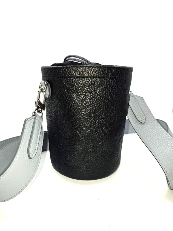 Secchiello Vuitton in pelle martellata - immagine 2